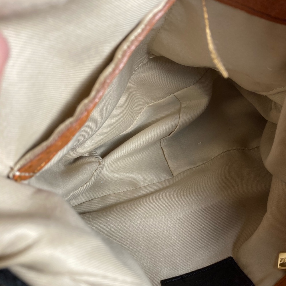 Valentina Italia peeble Leather backpack, Shoulder Bag - Picture 8 of 9